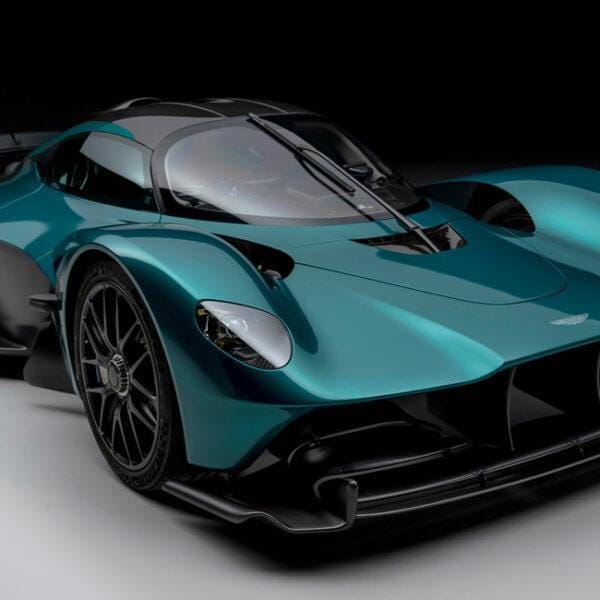 Aston-Martin-Valkyrie